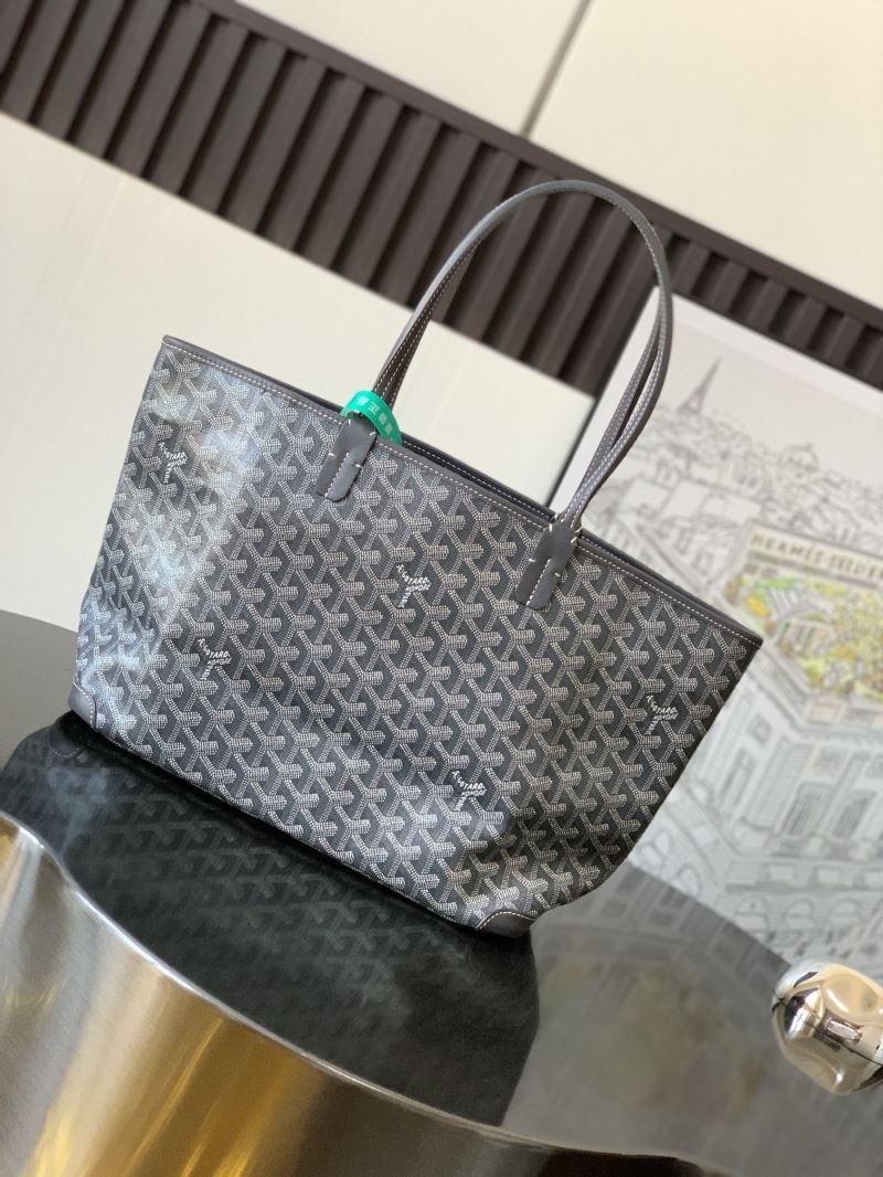 Goyard Shopping Bags